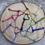 Kotbeutelhalter mit Herzkarabiner